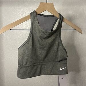 XS Grey Nike Sports Bra MSRP$45